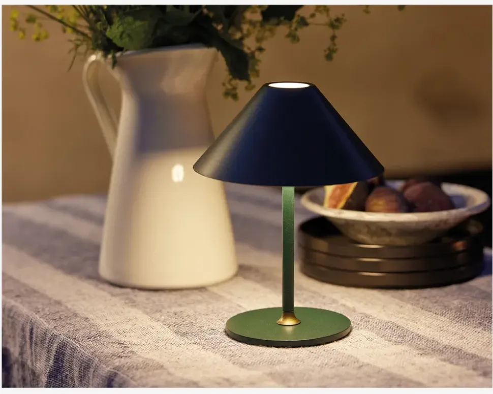 Bordlampe Hygge grøn H. 25 cm