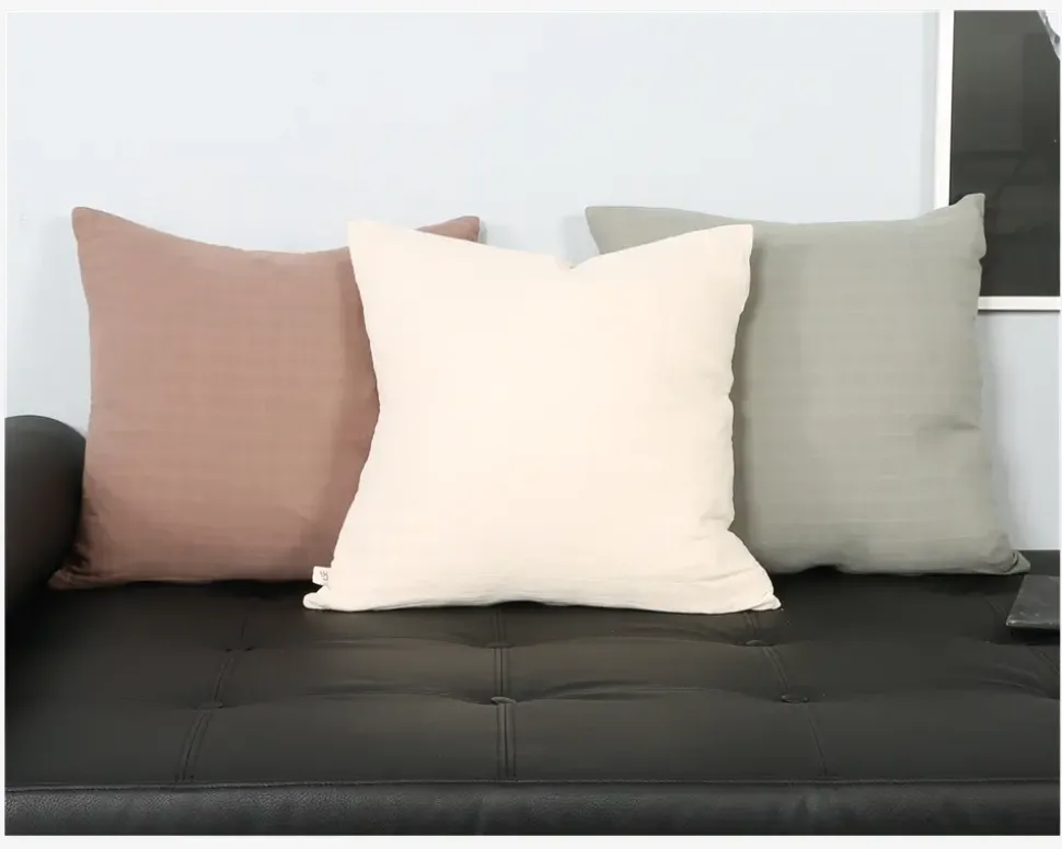 Pude Astrid Offwhite 45x45 cm